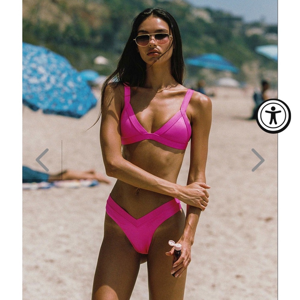 ONEONE | Hot Pink Triangle Bikini Set